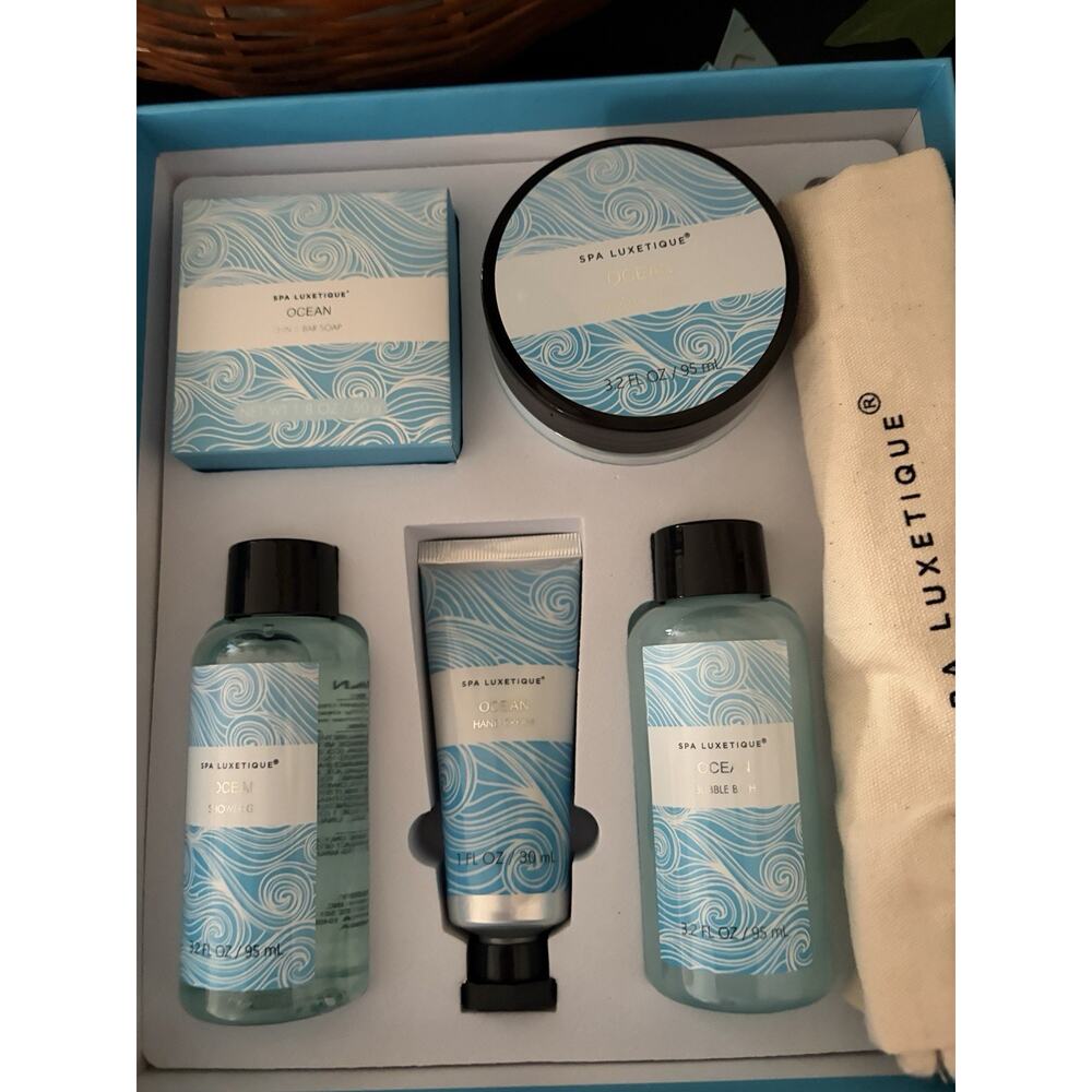 Spa Luxetique Spa Gift Set for WomenOcean Spa Set Includes Body Lotion Shower 02